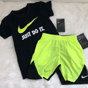 Nike shirt and short set